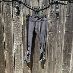 Lucy Activewear Heather Grey Gathered Leg Legging with elastic adjuster size XS